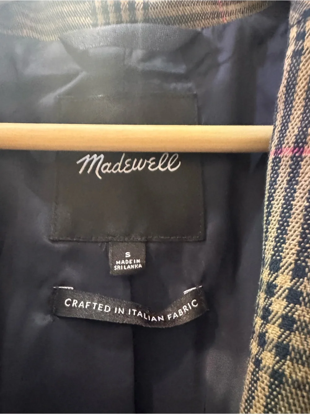 The Sutter Crop Blazer - Picture 4 of 5